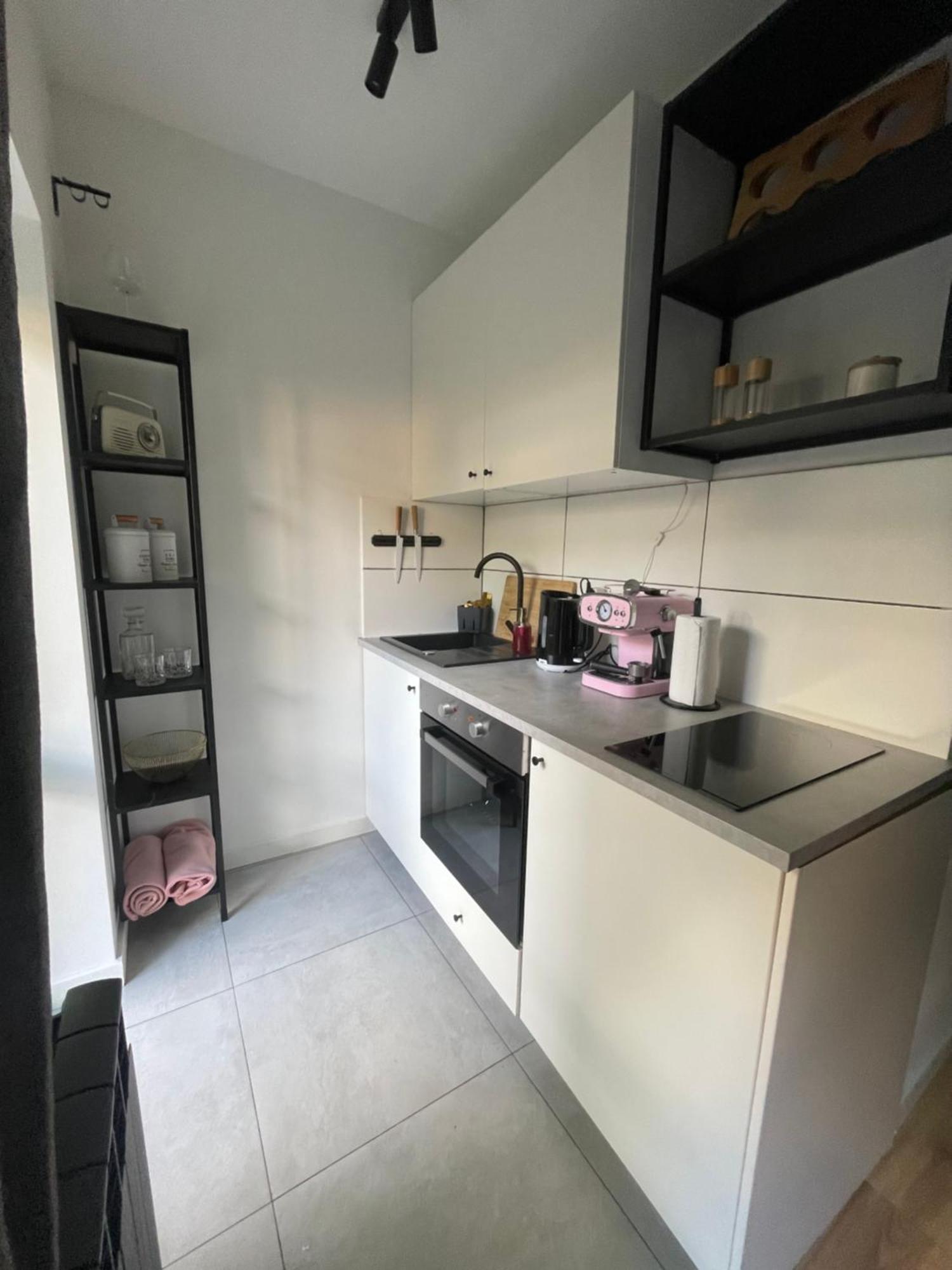 Garden Place Apartment Varşovia Exterior foto